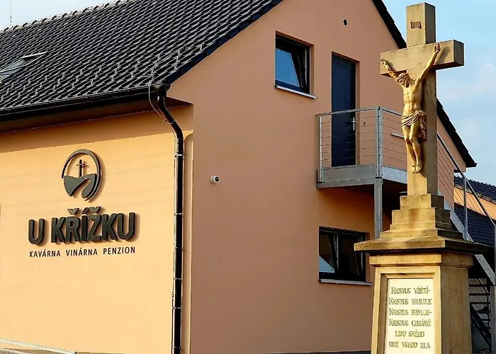 U Krizku Gasthof Kobylí